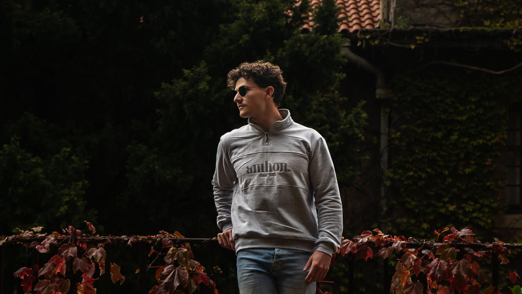 Classic Quarter Zip